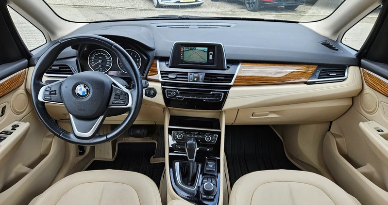 BMW Seria 2 cena 56700 przebieg: 92500, rok produkcji 2015 z Mszczonów małe 254